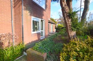 Photo 16- click for photo gallery